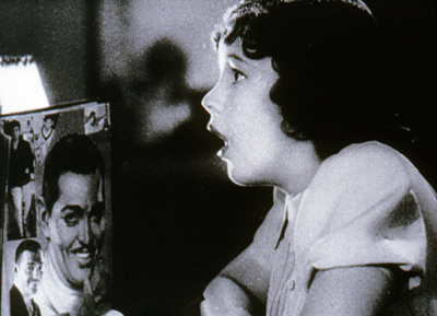 Judy Garland singing to Clark Gable
